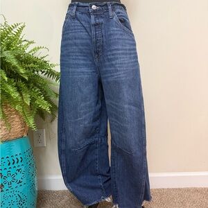 Universal Threads High Rise Barrel Leg Button Fly Dark Blue Women's Jeans 10